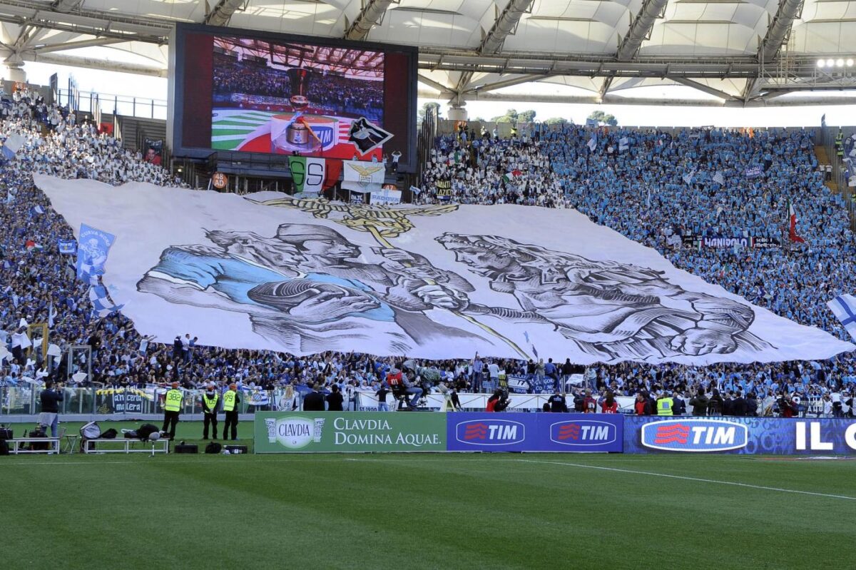 La coreografia della Curva Nord della Lazio durante il derby di finale di Coppa Italia vinta contro la Roma il 26 maggio 2013