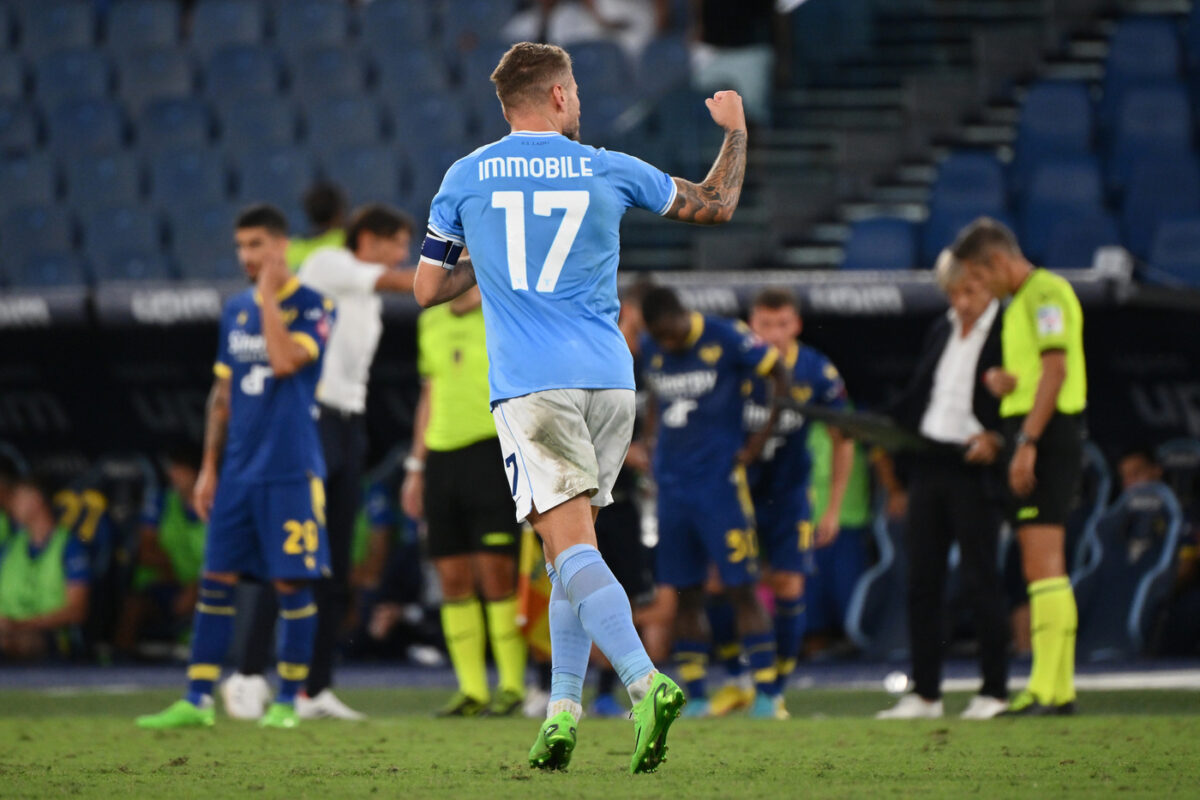 Ciro Immobile Lazio esulta dopo il gol contro l'Hellas Verona: il tabellino del match di Serie A