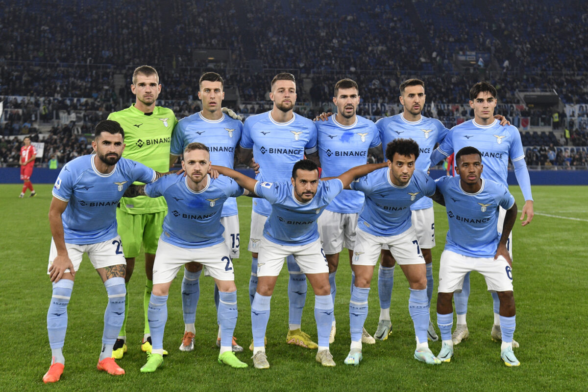 La Lazio fa la foto di rito prima della partita
