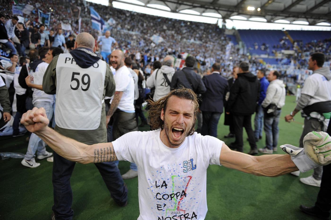 Marchetti esulta per la vittoria sulla Roma il 26 maggio 2013