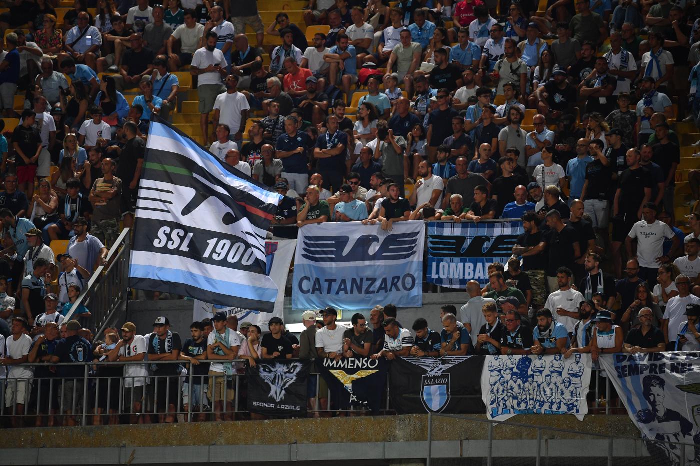 I tifosi della Lazio a Lecce