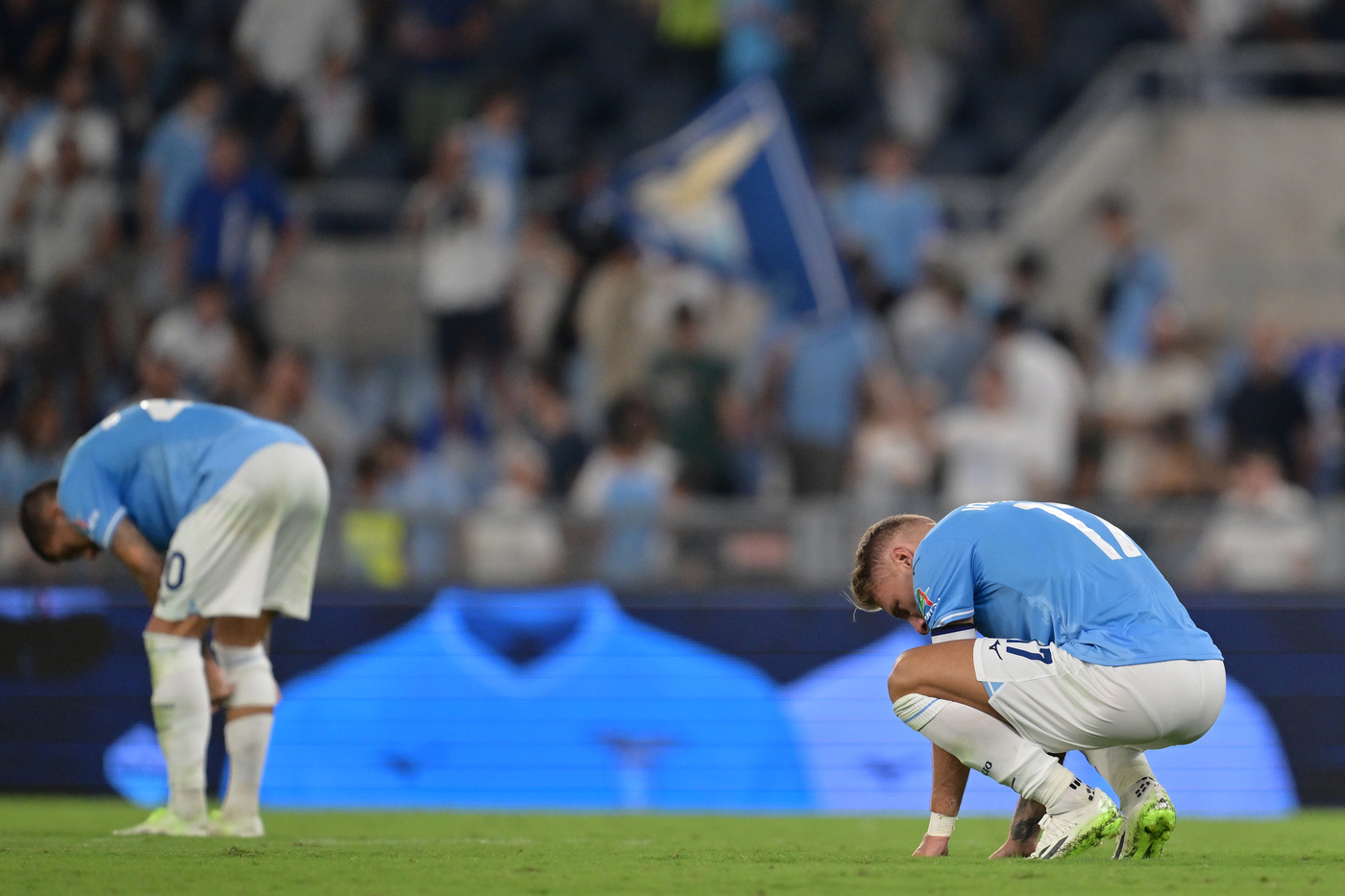 Attaccanti della Lazio sconsolati a fine partita